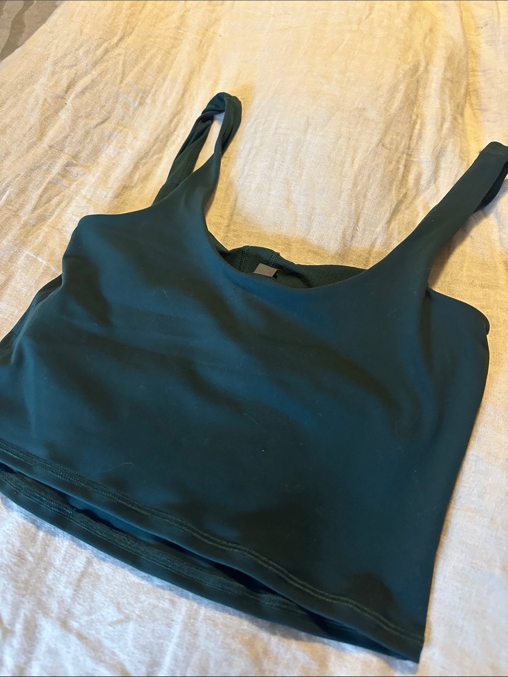 Vuori Daily Crop Tank - Picture 4 of 5